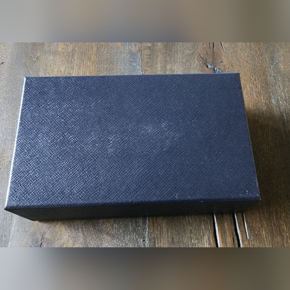 Authentic PRADA Gift Box and Bag Set - Picture 3 of 12
